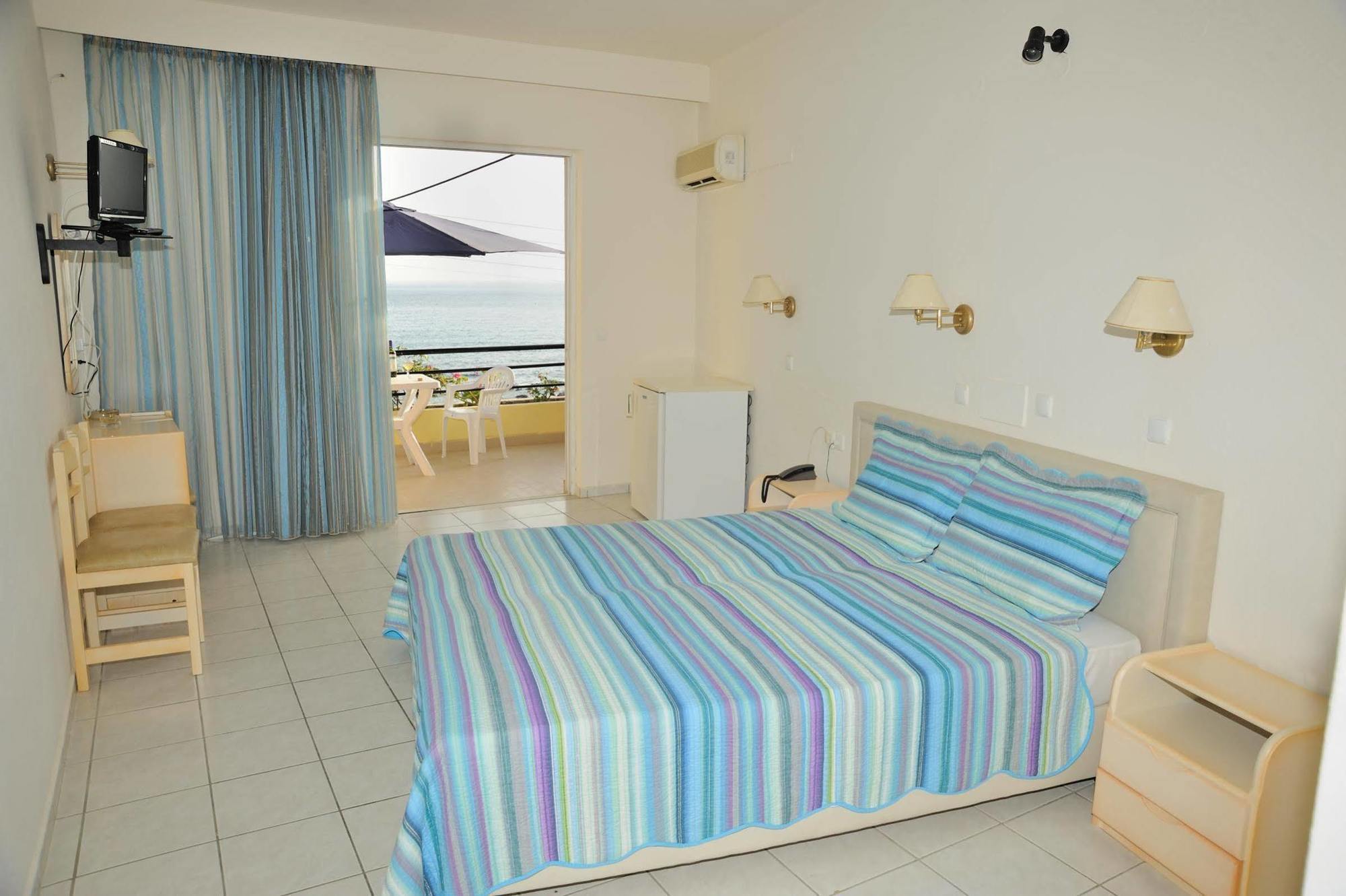 Hotel apartamentowy Creta Mare 2*